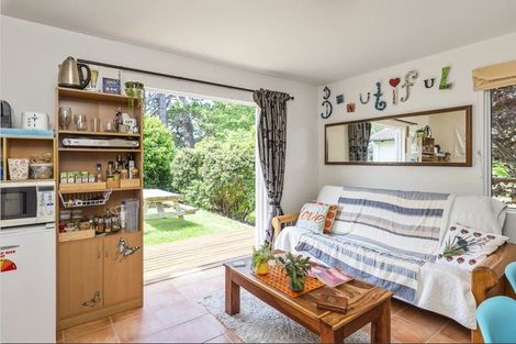 Photo of property in 75 Makora Road, Otaihanga, Paraparaumu, 5036