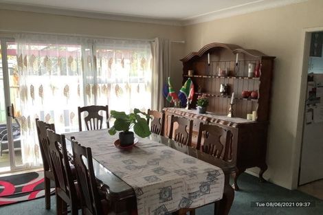 Photo of property in 40 Priestley Drive, Bucklands Beach, Auckland, 2014