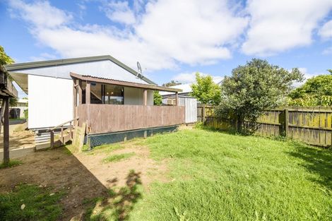 Photo of property in 12 Cameron Place, Ranui, Auckland, 0612