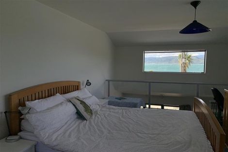Photo of property in 231u8 Marine Parade, Seatoun, Wellington, 6022