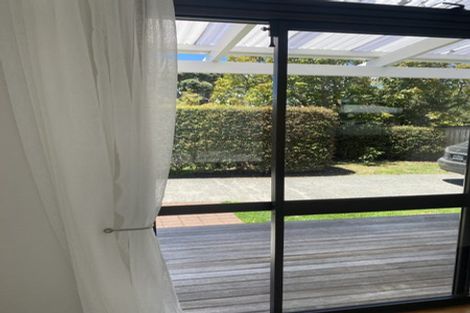 Photo of property in 25a/5 Beach Road, Te Atatu Peninsula, Auckland, 0610