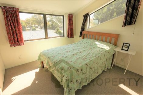 Photo of property in 215 Harewood Road, Bishopdale, Christchurch, 8053