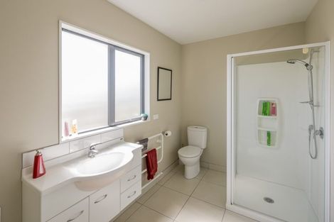 Photo of property in 3 Te Harawira Street, Otaki, 5512