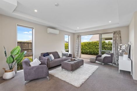 Photo of property in 33 Mackinder Drive, Wigram, Christchurch, 8042