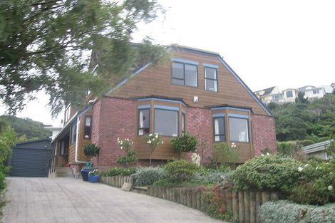 Photo of property in 3a Walnut Way, Maungaraki, Lower Hutt, 5010