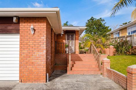 Photo of property in 31 Petrel Place, Massey, Auckland, 0614