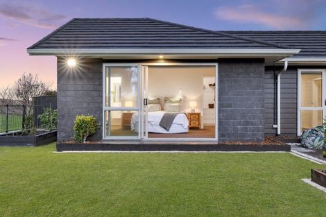 Photo of property in 36 Selliera Place, Papamoa Beach, Papamoa, 3118