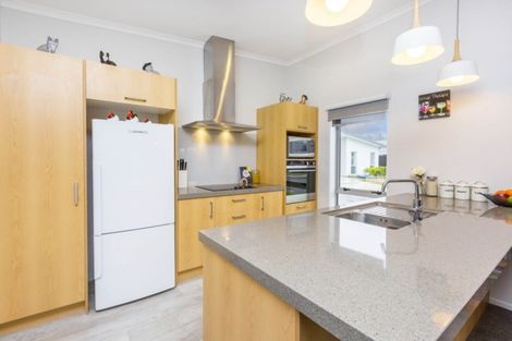 Photo of property in 3 Passchendaele Grove, Trentham, Upper Hutt, 5018