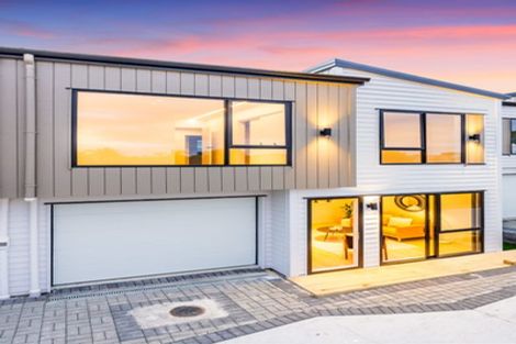 Photo of property in 3/59 Howe Street, Howick, Auckland, 2014