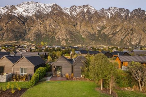 Photo of property in 12 Fife Court, Jacks Point, Queenstown, 9371