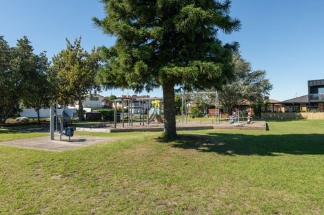 Photo of property in 22 Wells Avenue, Mount Maunganui, 3116