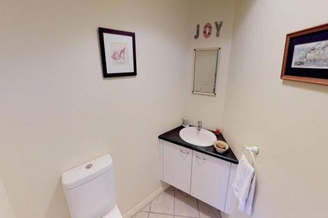 Photo of property in 6 Hillcrest Lane, Levin, 5510