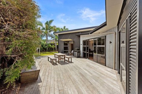 Photo of property in 14 Sarah Place, Papamoa Beach, Papamoa, 3118