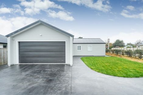 Photo of property in 2 Oldfield Lane, Marton, 4710