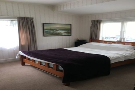 Photo of property in 11 The Parade, Island Bay, Wellington, 6023