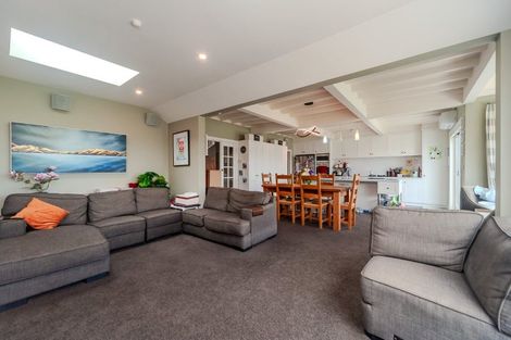 Photo of property in 60 The Crescent, Roseneath, Wellington, 6011