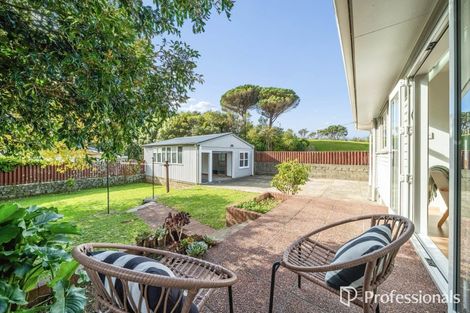 Photo of property in 19 Holly Grove, Maungaraki, Lower Hutt, 5010