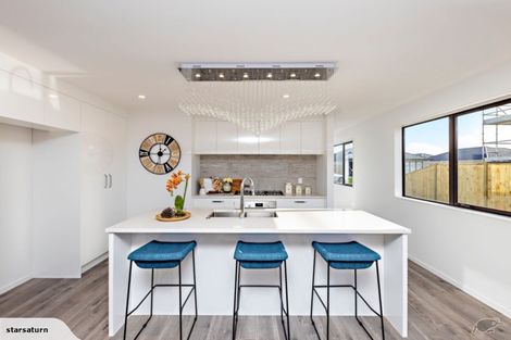 Photo of property in 33 Sapwood Crescent, Takanini, 2110