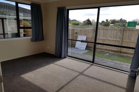 Photo of property in 24 Hori Street, Vogeltown, New Plymouth, 4310