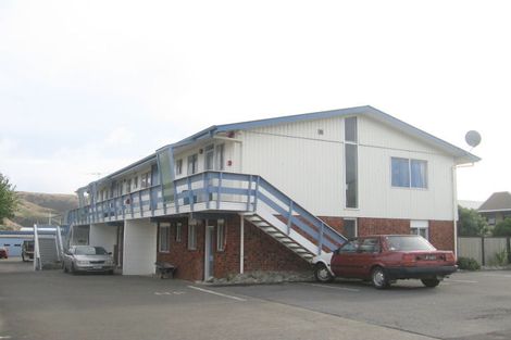 Photo of property in 6/35 Mana Esplanade, Paremata, Porirua, 5026