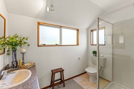 Photo of property in 8 Swanleigh Place, Ilam, Christchurch, 8041