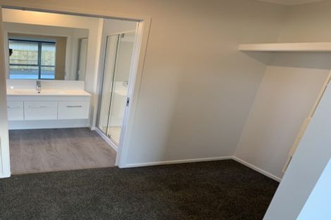 Photo of property in 219 Te Okuroa Drive, Papamoa, 3118