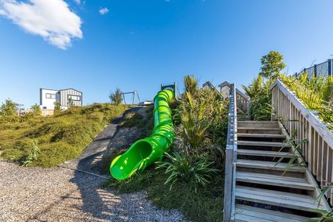 Photo of property in 21 Waka Street, Albany Heights, Auckland, 0632