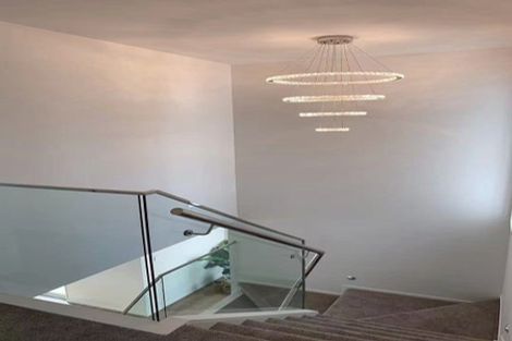 Photo of property in 142a Luckens Road, West Harbour, Auckland, 0618