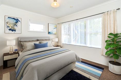 Photo of property in 35 Halberg Street, Papakura, 2110