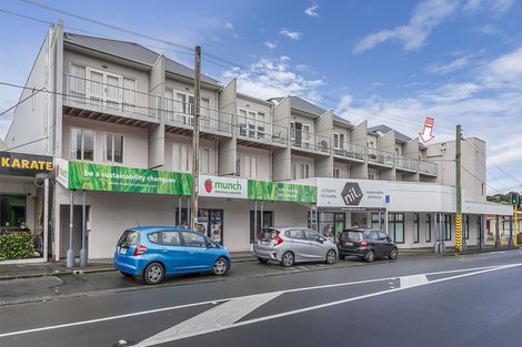 Photo of property in Luxford Villas, 308/72u Herald Street, Berhampore, Wellington, 6023