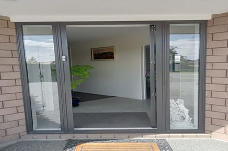 Photo of property in 25 Whincops Road, Halswell, Christchurch, 8025