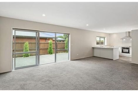 Photo of property in 51 Wyon Street, Linwood, Christchurch, 8062
