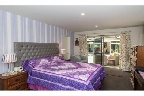 Photo of property in 43 Davaar Crescent, Broomfield, Christchurch, 8042