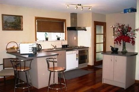 Photo of property in 10 Spencer Road, Pinehill, Auckland, 0632