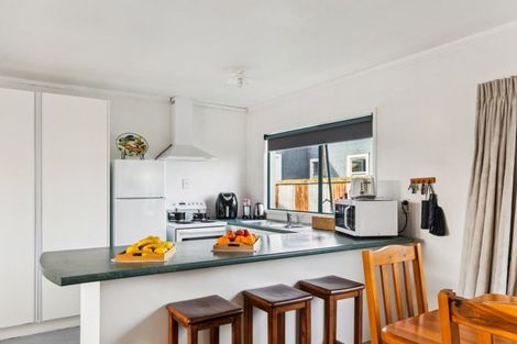 Photo of property in 42 Cobden Street, Gisborne, 4010