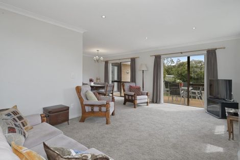 Photo of property in 35 Clivedene Street, Matua, Tauranga, 3110