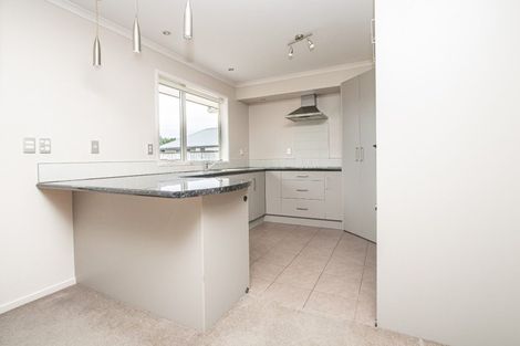 Photo of property in 10 Madison Street, Cambridge, 3434