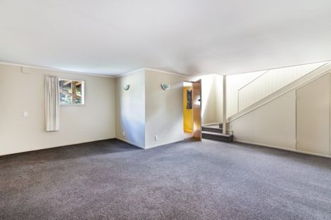 Photo of property in 32 Puriri Street, Hilltop, Taupo, 3330