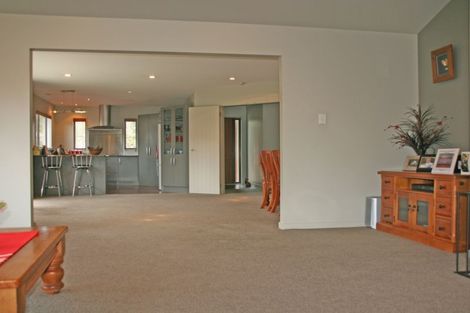 Photo of property in 16 Constitution Avenue, Milton, 9220