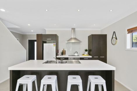 Photo of property in 46a Parkvale Road, Karori, Wellington, 6012