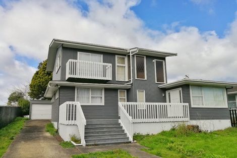 Photo of property in 61 Helena Street, Massey, Auckland, 0614