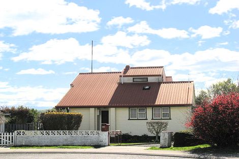 Photo of property in 5 Savage Crescent, Waipukurau, 4200