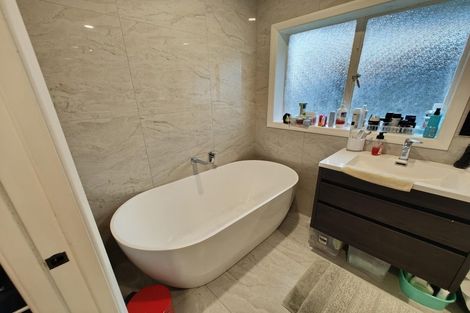 Photo of property in 13 Richard Avenue, Bucklands Beach, Auckland, 2014