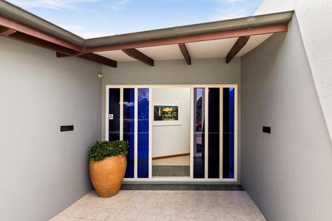 Photo of property in 207 Avenue Road, Greenmeadows, Napier, 4112