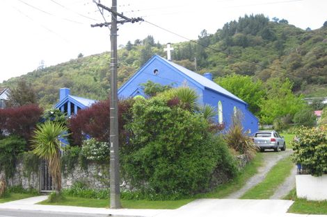 Photo of property in 130a Waikawa Road, Picton, 7220