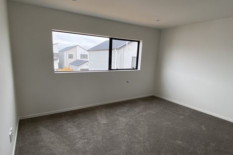 Photo of property in 37 Kairakau Street, Papakura, 2110