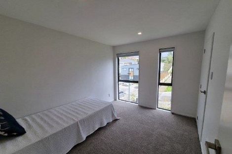 Photo of property in 53 Morihana Close, Glen Eden, Auckland, 0602