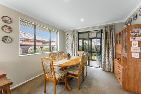 Photo of property in 5 Rongonui Street, Elderslea, Upper Hutt, 5018