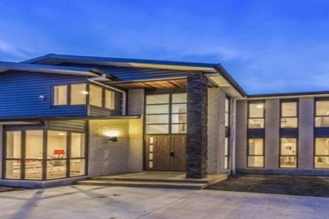 Photo of property in 8 Judith Anne Drive, Pukekohe, 2120