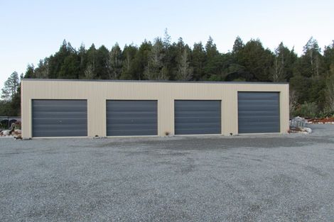 Photo of property in 5 Kahikatea Place, Kumara Junction, Kumara, 7875